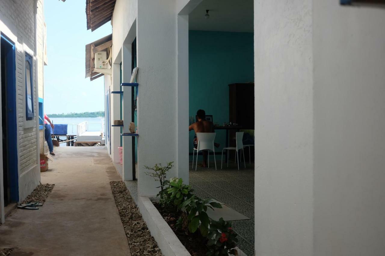 Blue Coral Homestay Karimunjawa Esterno foto