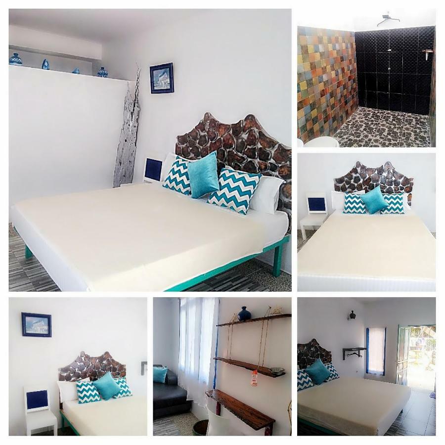 Blue Coral Homestay Karimunjawa Esterno foto